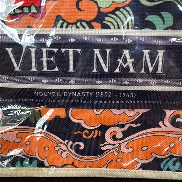Remembering Vietnam Nguyen Dynasty Totebag, Bamboo Magnet, 3D Note Card Set - Picture 7 of 16